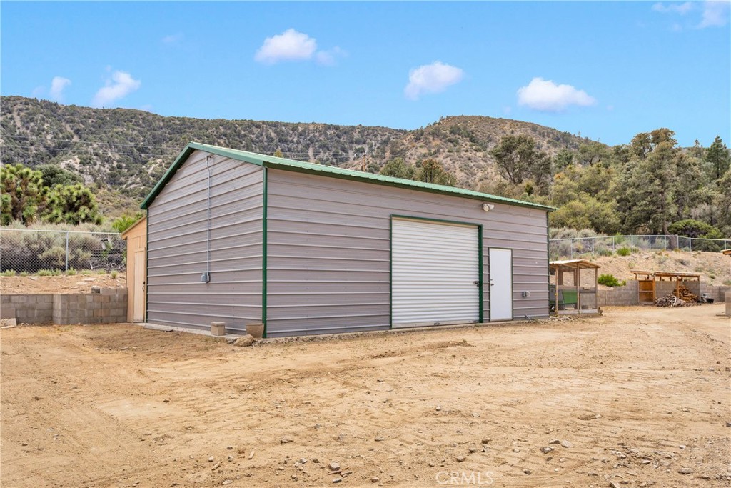 1679 Desert Front Road Wrightwood, CA 92397 - Photo 46 of 61