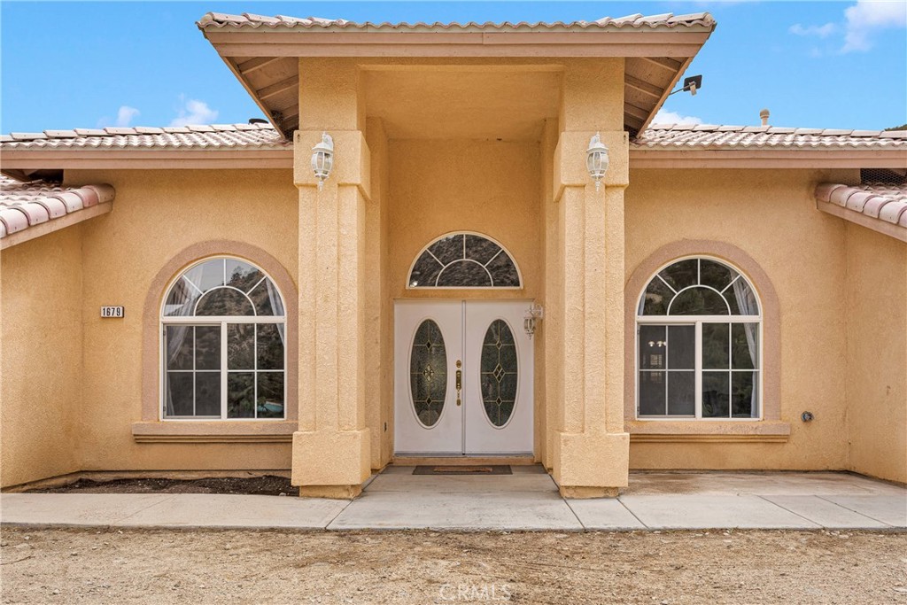 1679 Desert Front Road Wrightwood, CA 92397 - Photo 7 of 61