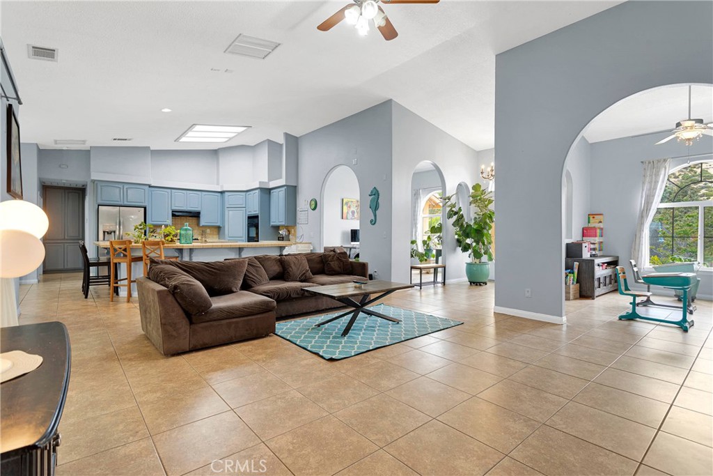 1679 Desert Front Road Wrightwood, CA 92397 - Photo 9 of 61