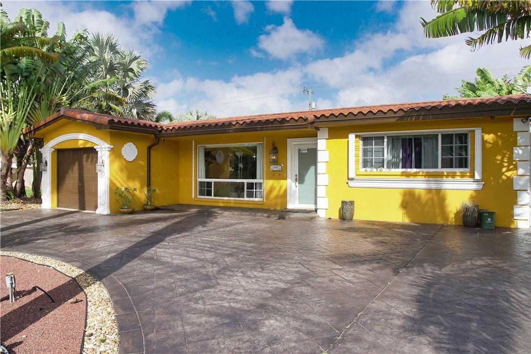 4319 West Park Road Hollywood, FL 33021 - Photo 1 of 25 Photo 1