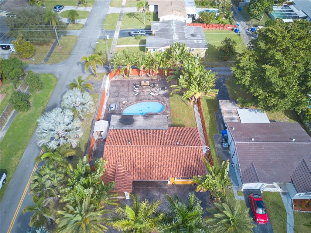 4319 West Park Road Hollywood, FL 33021 - Photo 6 of 25 Photo 6