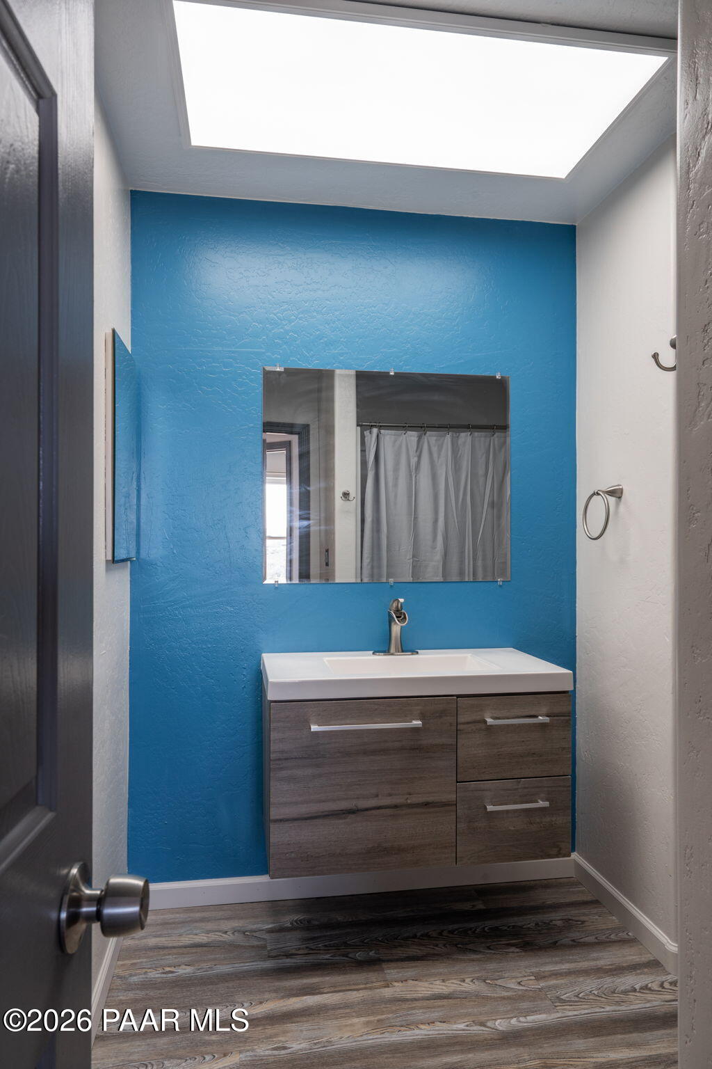 16751 Leprechaun Road Dewey, AZ 86327 - Photo 28 of 46 a view of walk in closet