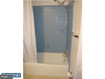 217 Tree Street Philadelphia, PA 19148 - Photo 7 of 12