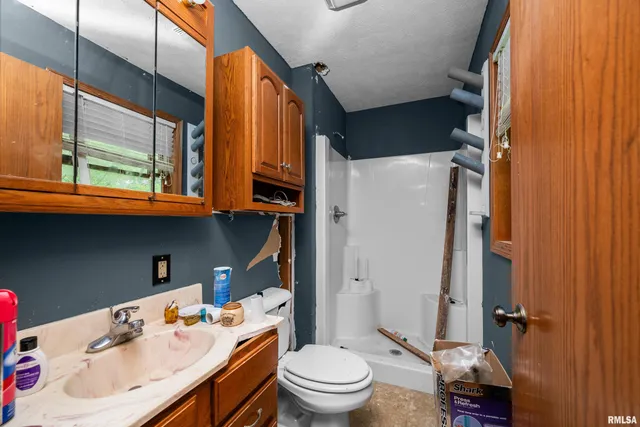 $140,000 | 10 Northeast 1st Avenue, Galva, IL 61434