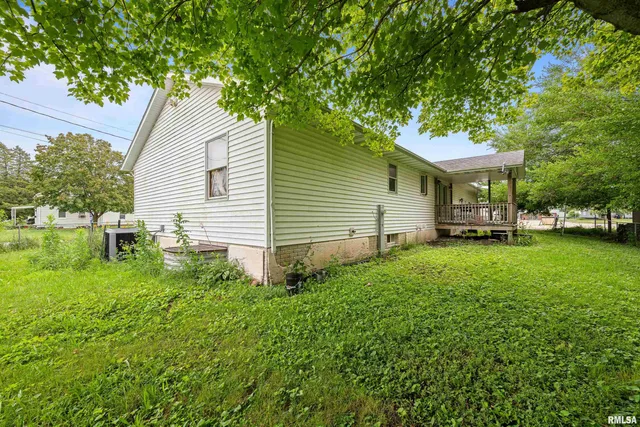 $140,000 | 10 Northeast 1st Avenue, Galva, IL 61434