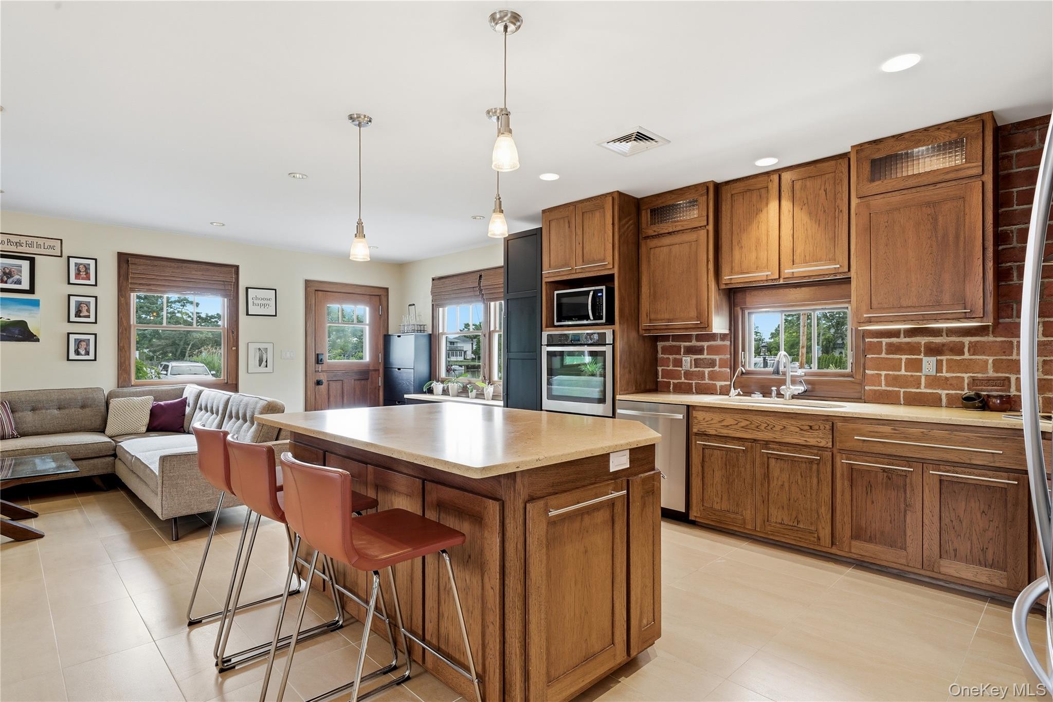 2544 Riverside Avenue Seaford, NY 11783 - Photo 14 of 50