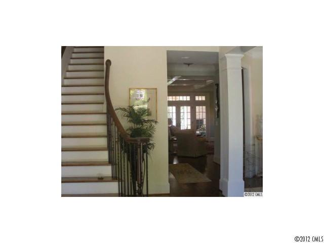 2132 Malvern Road Charlotte, NC 28207 - Photo 3 of 16 Gallery Image 3