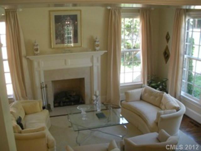 2132 Malvern Road Charlotte, NC 28207 - Photo 4 of 16 Gallery Image 4