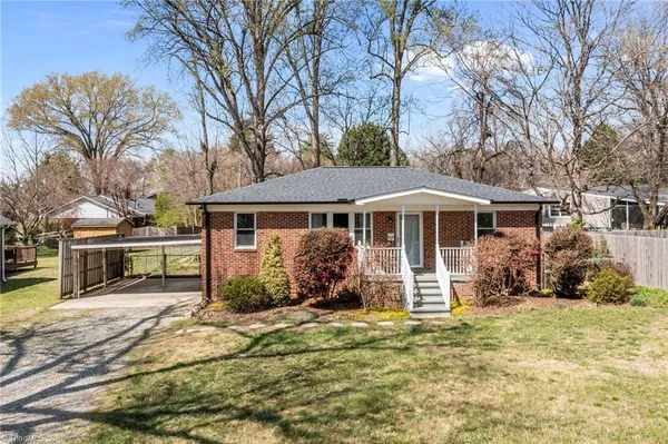 $240,000 | 1515 Woodland Avenue, Burlington, NC 27215