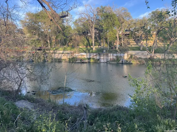 $399,000 | 231 Signal, Seguin, TX 78155