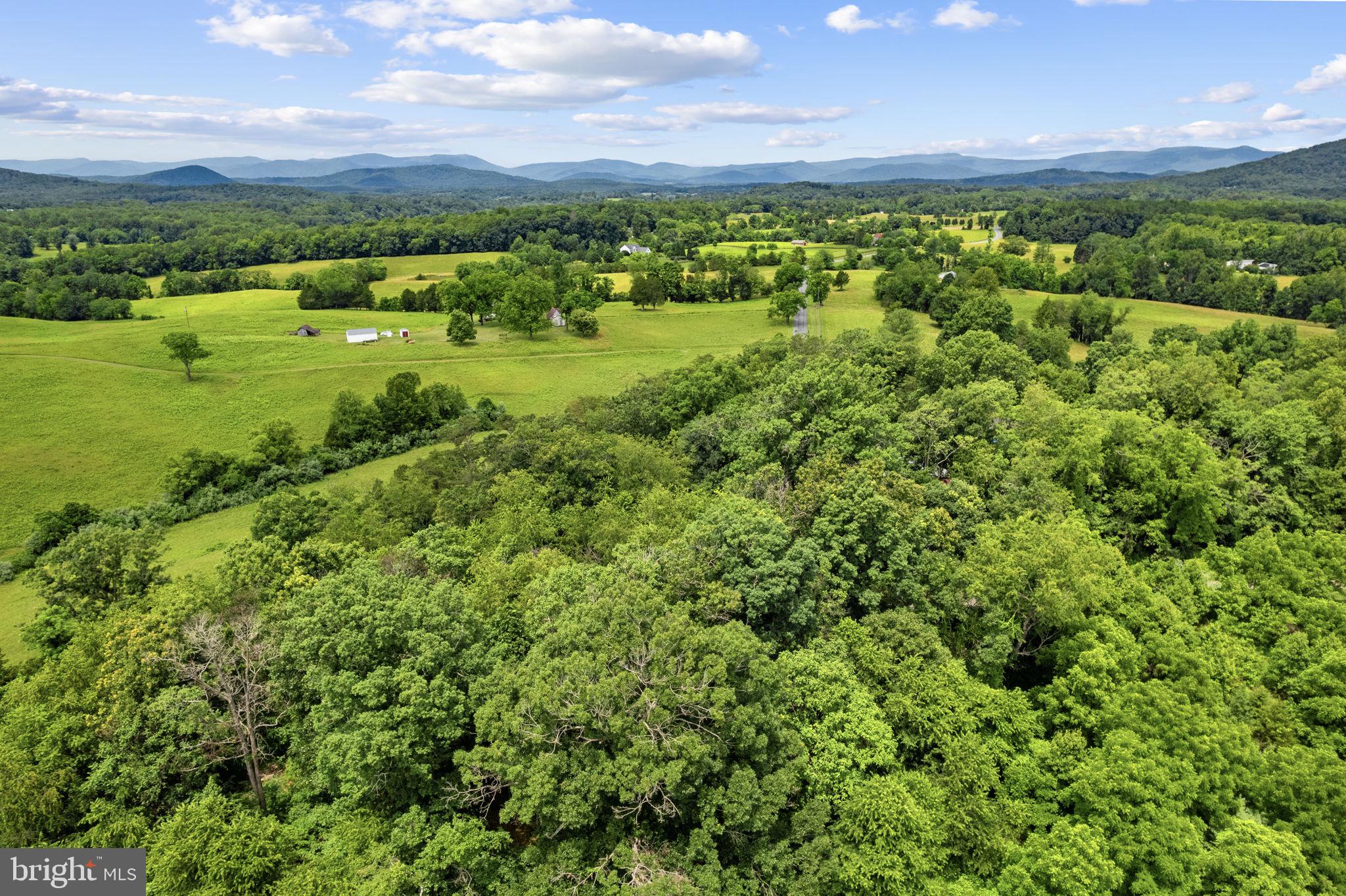 33 A Docs Road Amissville, VA 20106 - Photo 22 of 31