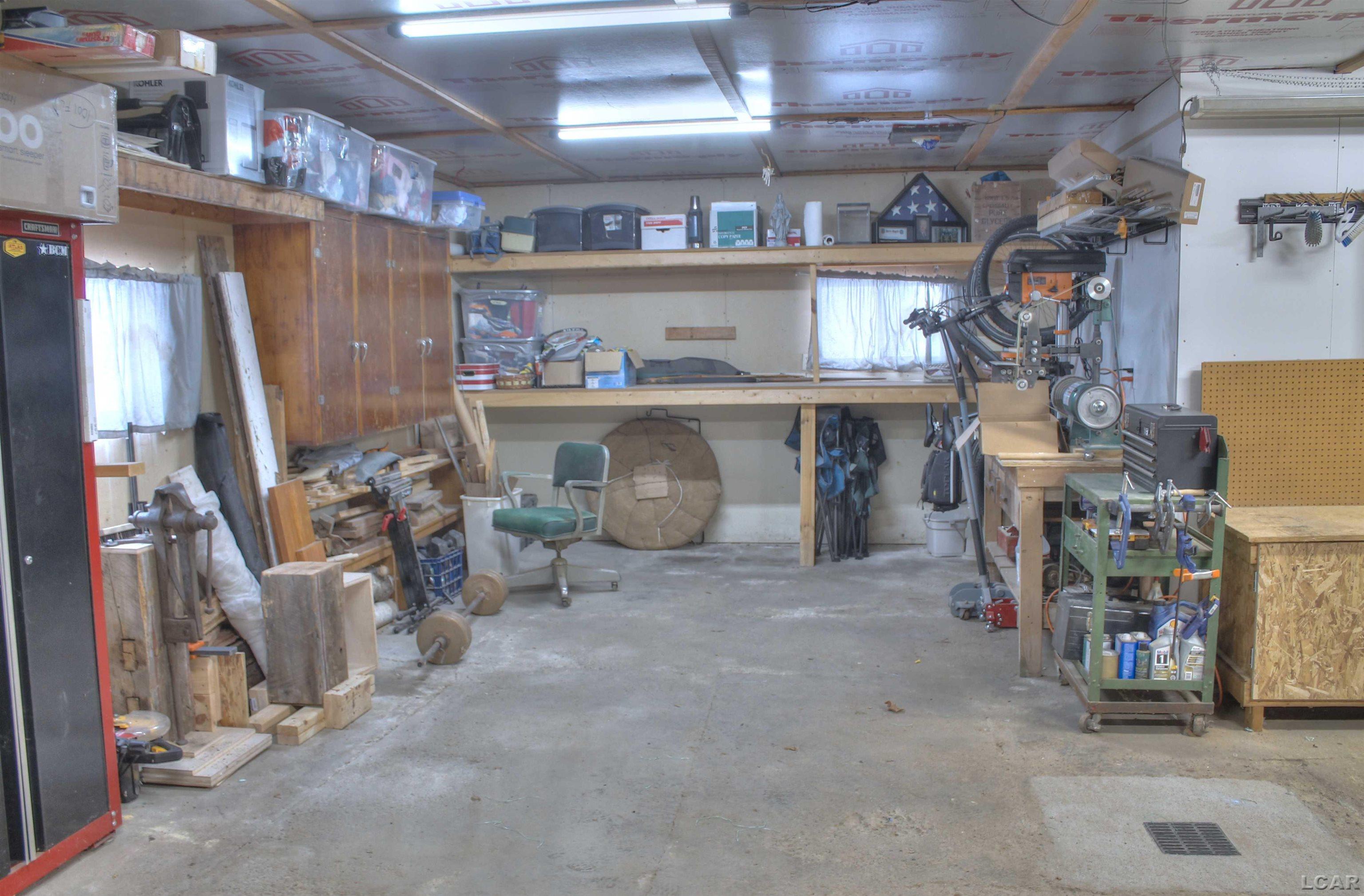 3850 Kaiser Road Tecumseh, MI 49286 - Photo 24 of 30 50128615-23.JPG