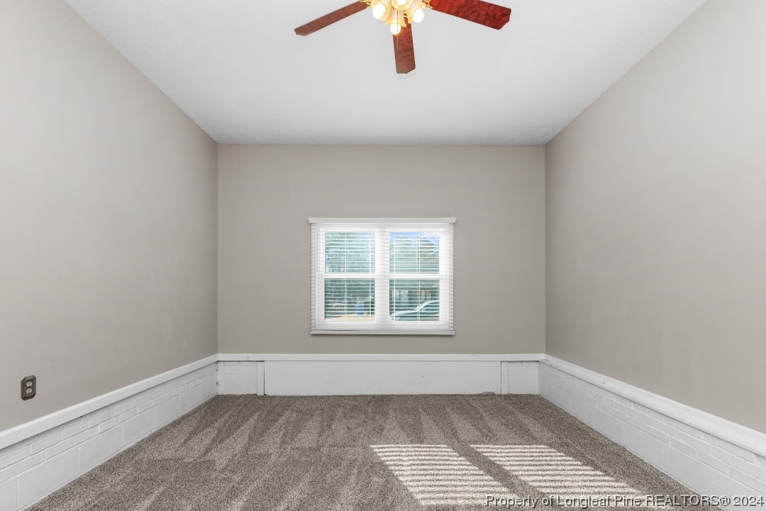 6581 Applewhite Road Fayetteville, NC 28304 - Photo 9 of 36 Gallery Image 9