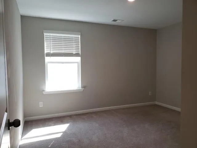 $2,099 | 94 Wynn Way, Pendergrass, GA 30567