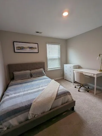 $2,099 | 94 Wynn Way, Pendergrass, GA 30567