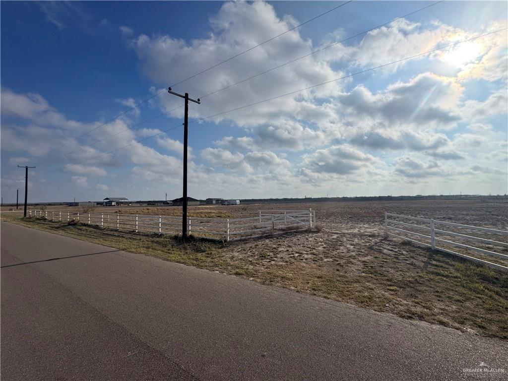 214 Awesome Avenue Rio Grande City, TX 78582 - Photo 2 of 7