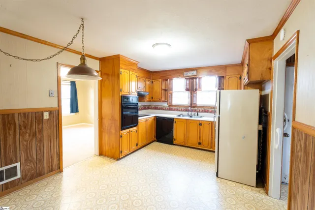 $255,000 | 60 Blake Street, Greenville, SC 29605