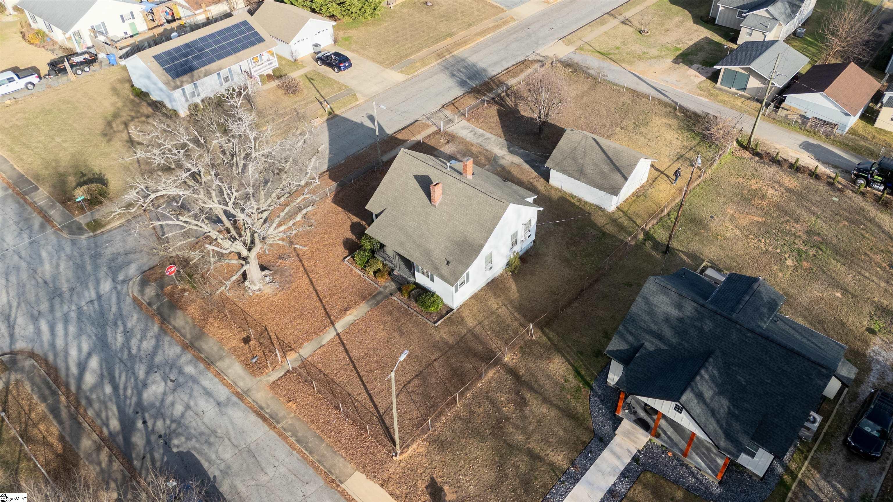 60 Blake Street Greenville, SC 29605 - Photo 9 of 29