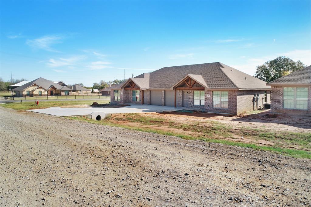 101 East Lone Star Road Poolville, TX 76487 - Photo 5 of 38