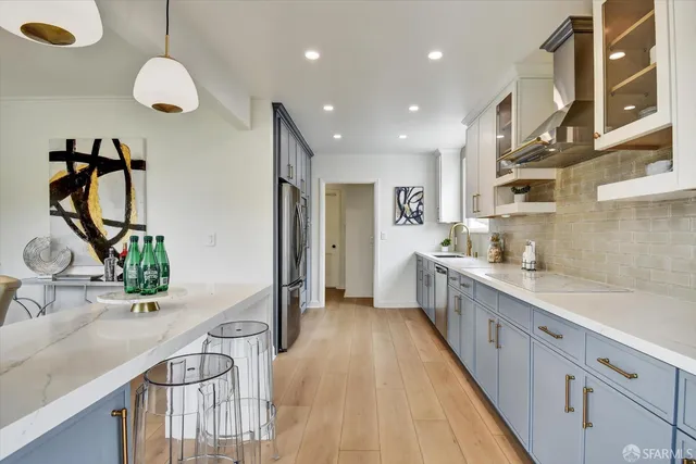 $1,295,000 | 15 Garden Lane, Daly City, CA 94015