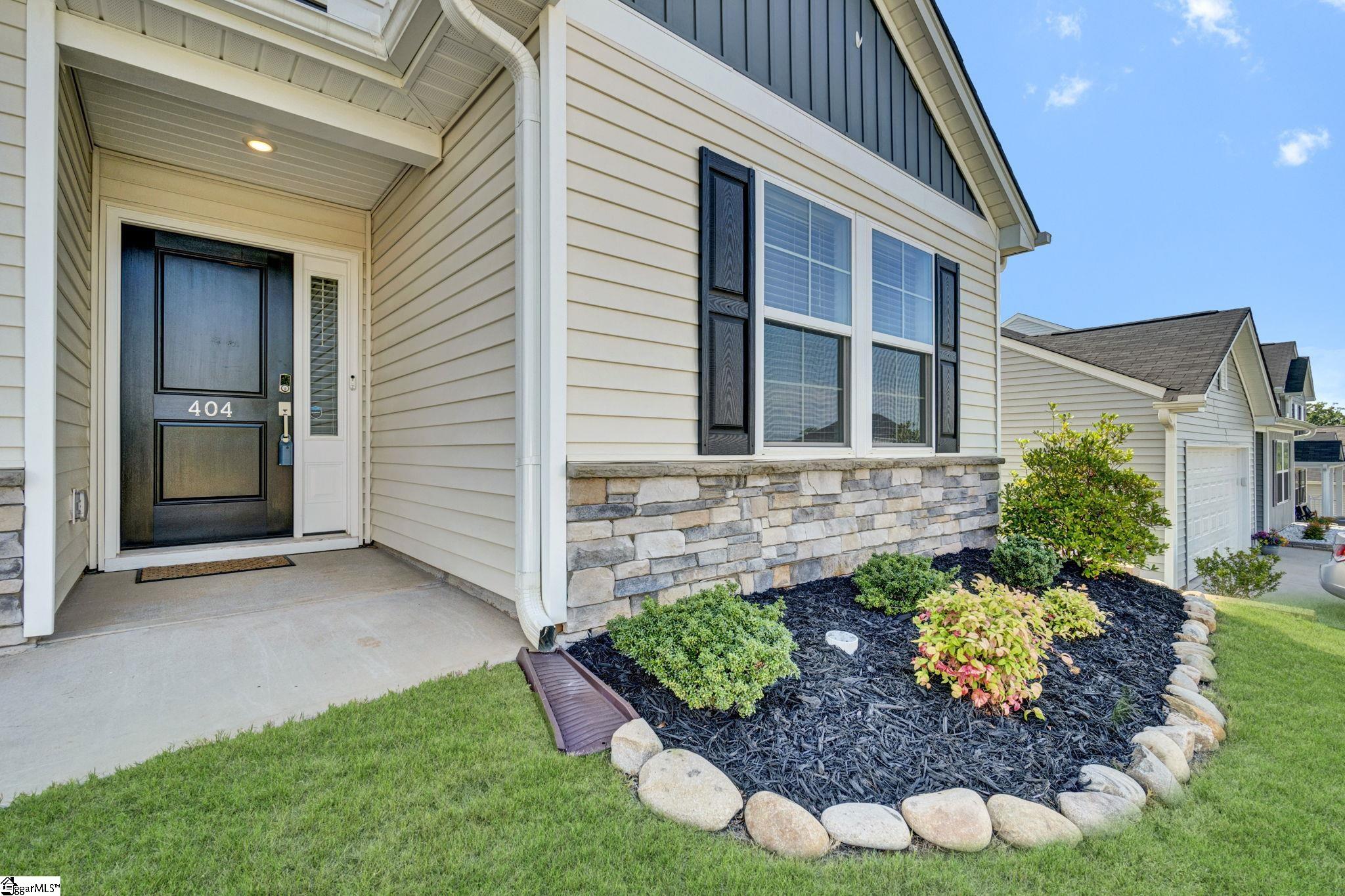 404 Anna Gray Circle Easley, SC 29640 - Photo 4 of 48