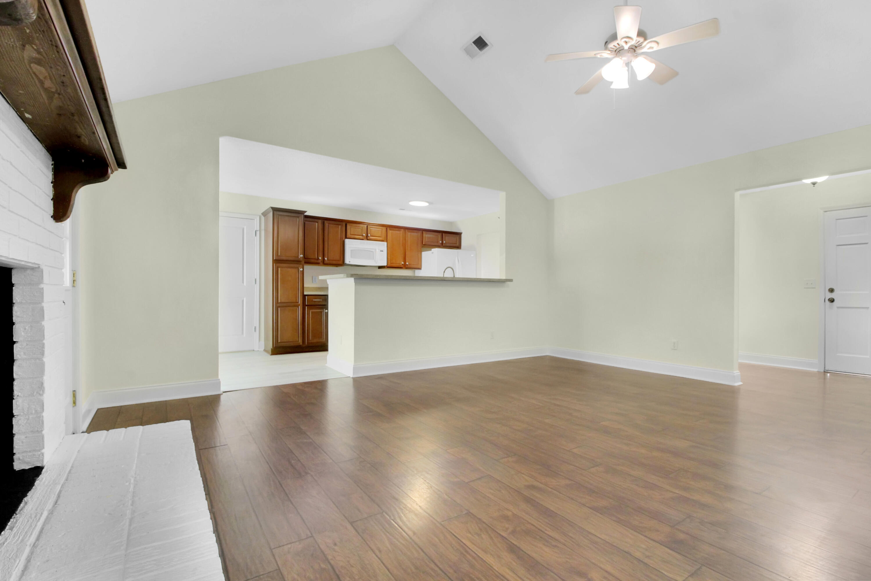 5893 North Rhett Avenue Hanahan, SC 29410 - Photo 7 of 32 front room