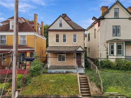 $128,000 | 306 East 11th Avenue, Homestead, PA 15120