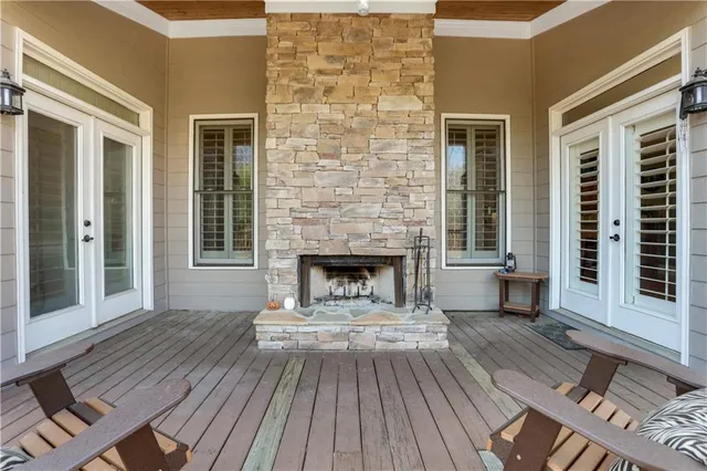 $729,900 | 98 Twelve Oaks Drive Southeast, Cartersville, GA 30120