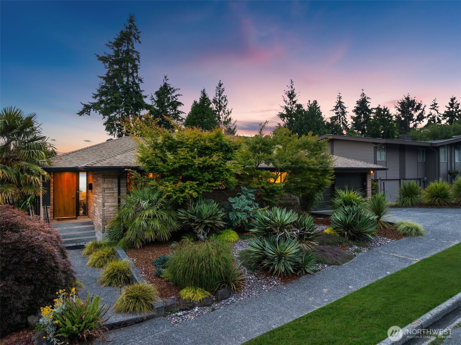 8731 Fauntlee Crest Southwest Seattle, WA 98136 - Photo 37 of 39