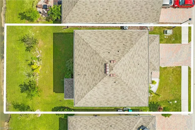 a view of a bathtub in a balcony