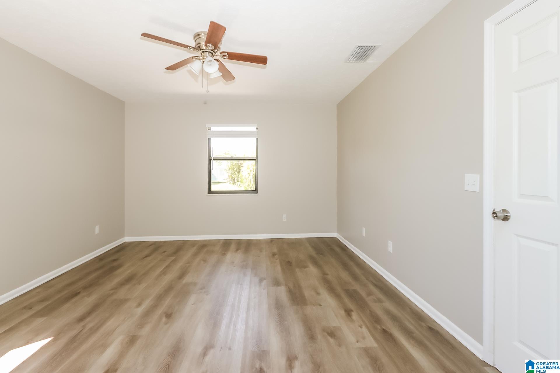 1109 Emerald Ridge Drive Calera, AL 35040 - Photo 13 of 21 Gallery Image 13