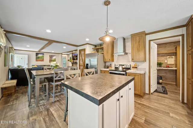 $350,000 | 3329 Stinking Creek Road, Pioneer, TN 37847