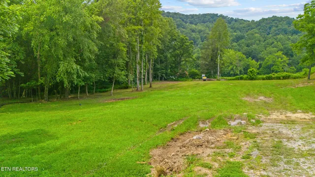 $350,000 | 3329 Stinking Creek Road, Pioneer, TN 37847