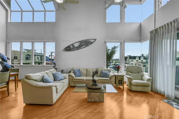 $1,850,000 | 16745 Bayview Drive, Unit B, Sunset Beach, CA 90742