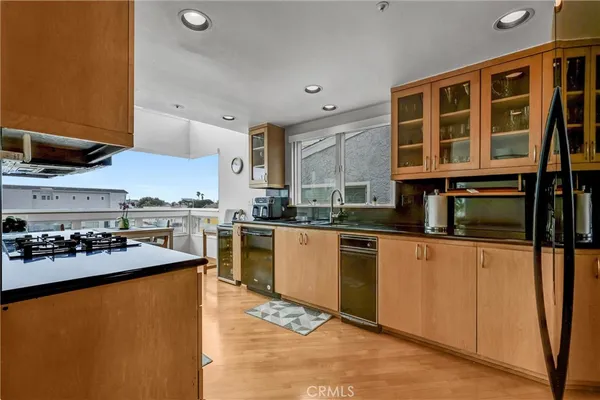 $1,850,000 | 16745 Bayview Drive, Unit B, Sunset Beach, CA 90742