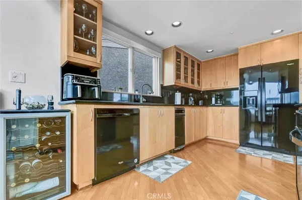 $1,850,000 | 16745 Bayview Drive, Unit B, Sunset Beach, CA 90742