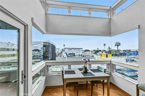 $1,850,000 | 16745 Bayview Drive, Unit B, Sunset Beach, CA 90742