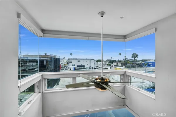 $1,850,000 | 16745 Bayview Drive, Unit B, Sunset Beach, CA 90742