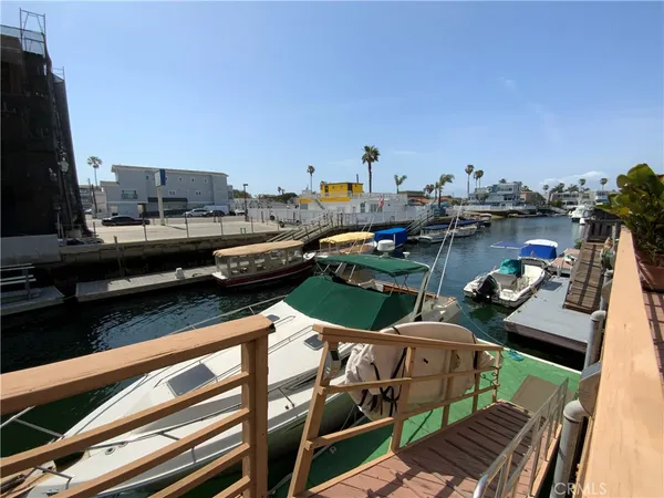 $1,850,000 | 16745 Bayview Drive, Unit B, Sunset Beach, CA 90742