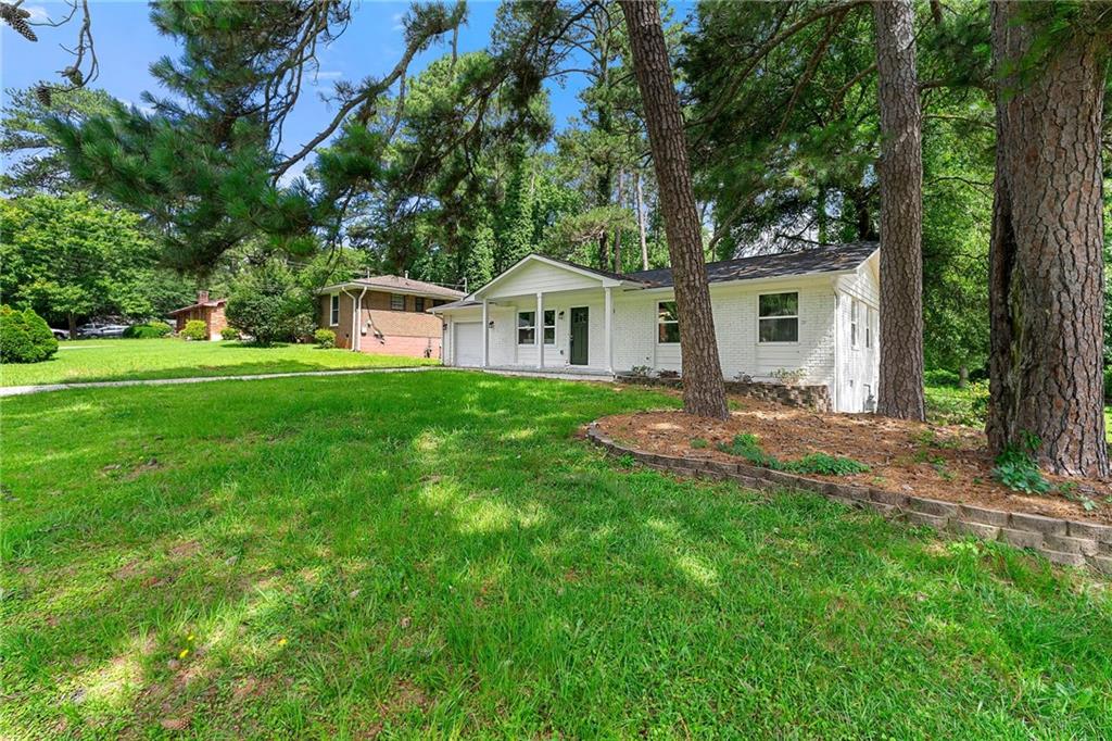 1660 Mallard Circle Conley, GA 30288 - Photo 2 of 20