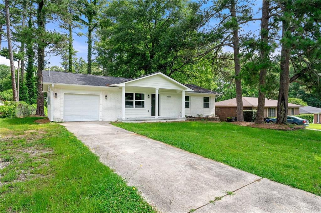 1660 Mallard Circle Conley, GA 30288 - Photo 3 of 20