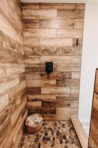 $430,000 | 274 Highway 42, Dixon, MO 65459