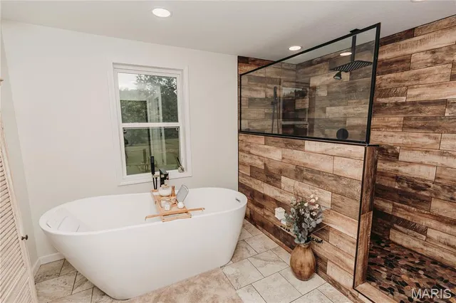 $430,000 | 274 Highway 42, Dixon, MO 65459