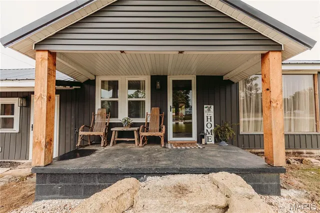 $430,000 | 274 Highway 42, Dixon, MO 65459