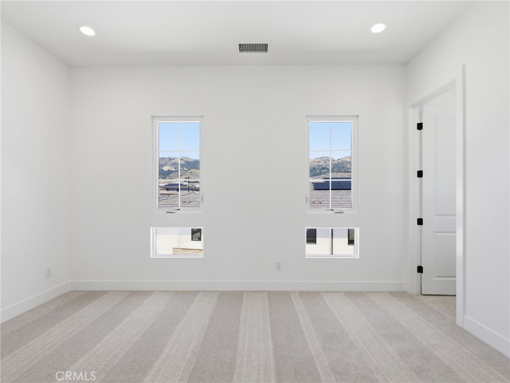 11850 Red Hawk Lane Porter Ranch, CA 91326 - Photo 39 of 51 Secondary Bedroom 3: Fernwood Italianate - The Ridge Collection at Bella Vista - Homesite 68