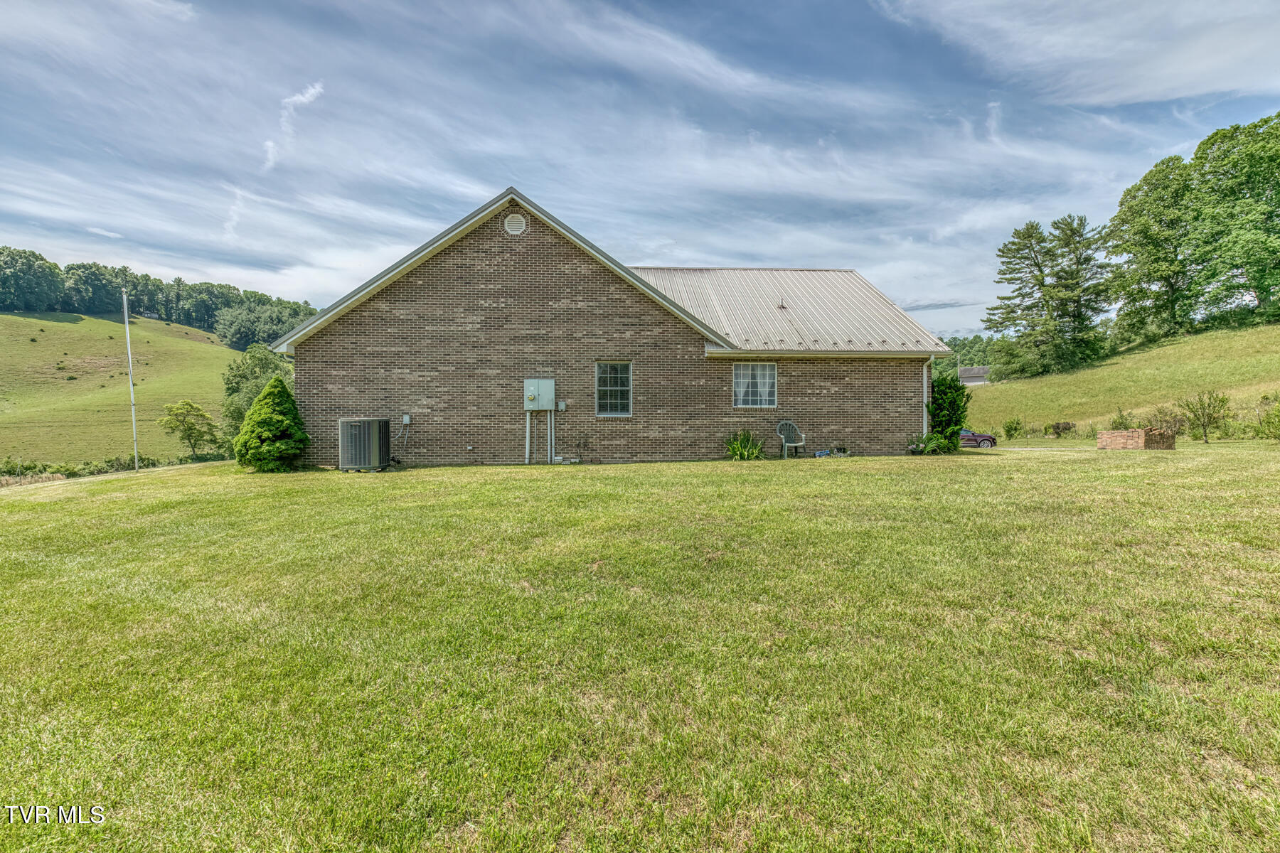1044 Waters Road Laurel Bloomery, TN 37680 - Photo 52 of 72 1044 Waters Rd-54