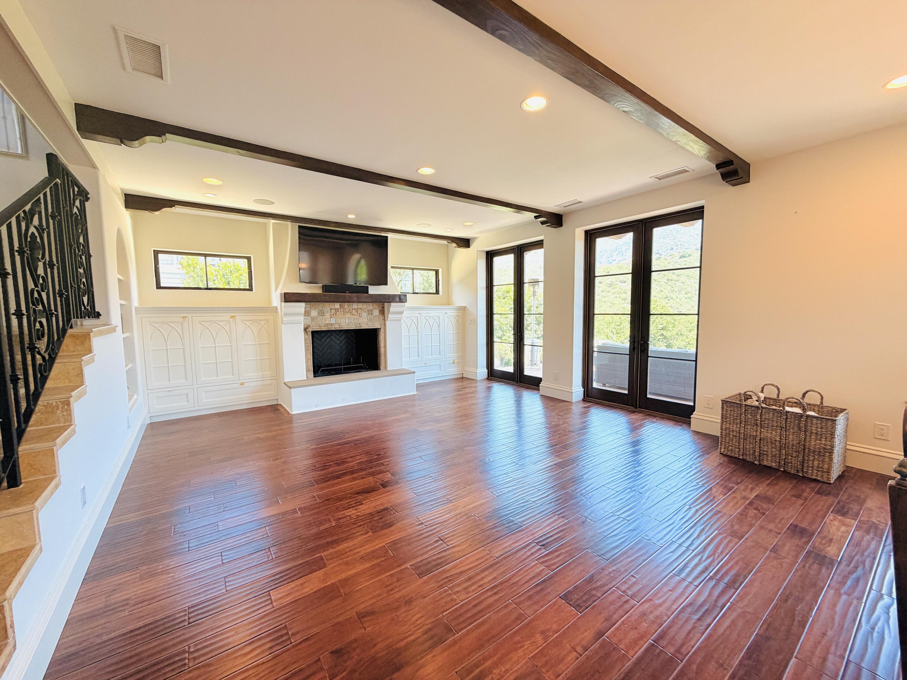 333 Conejo Road Santa Barbara, CA 93103 - Photo 5 of 44 IMG_2971