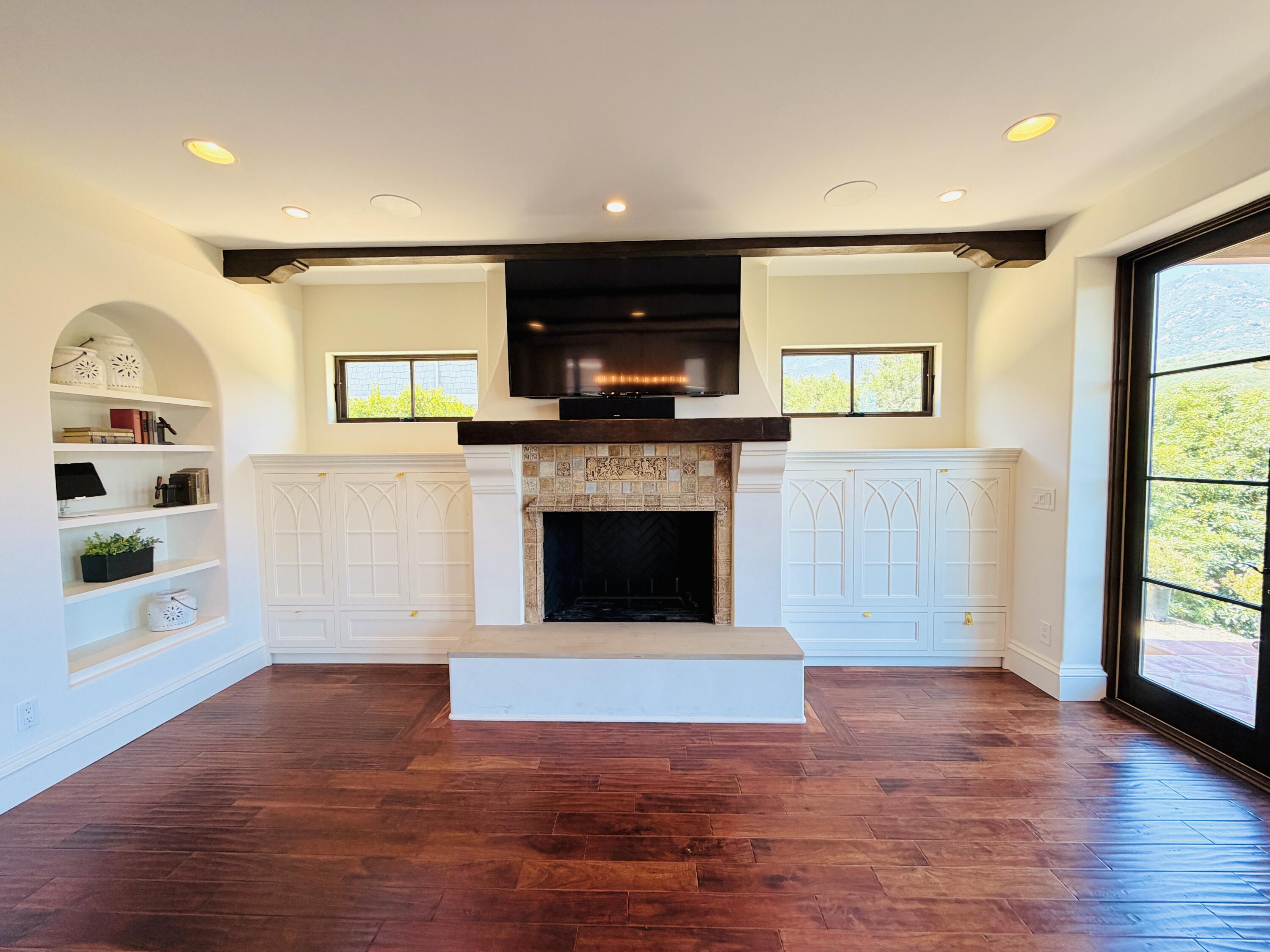 333 Conejo Road Santa Barbara, CA 93103 - Photo 7 of 44 IMG_2995