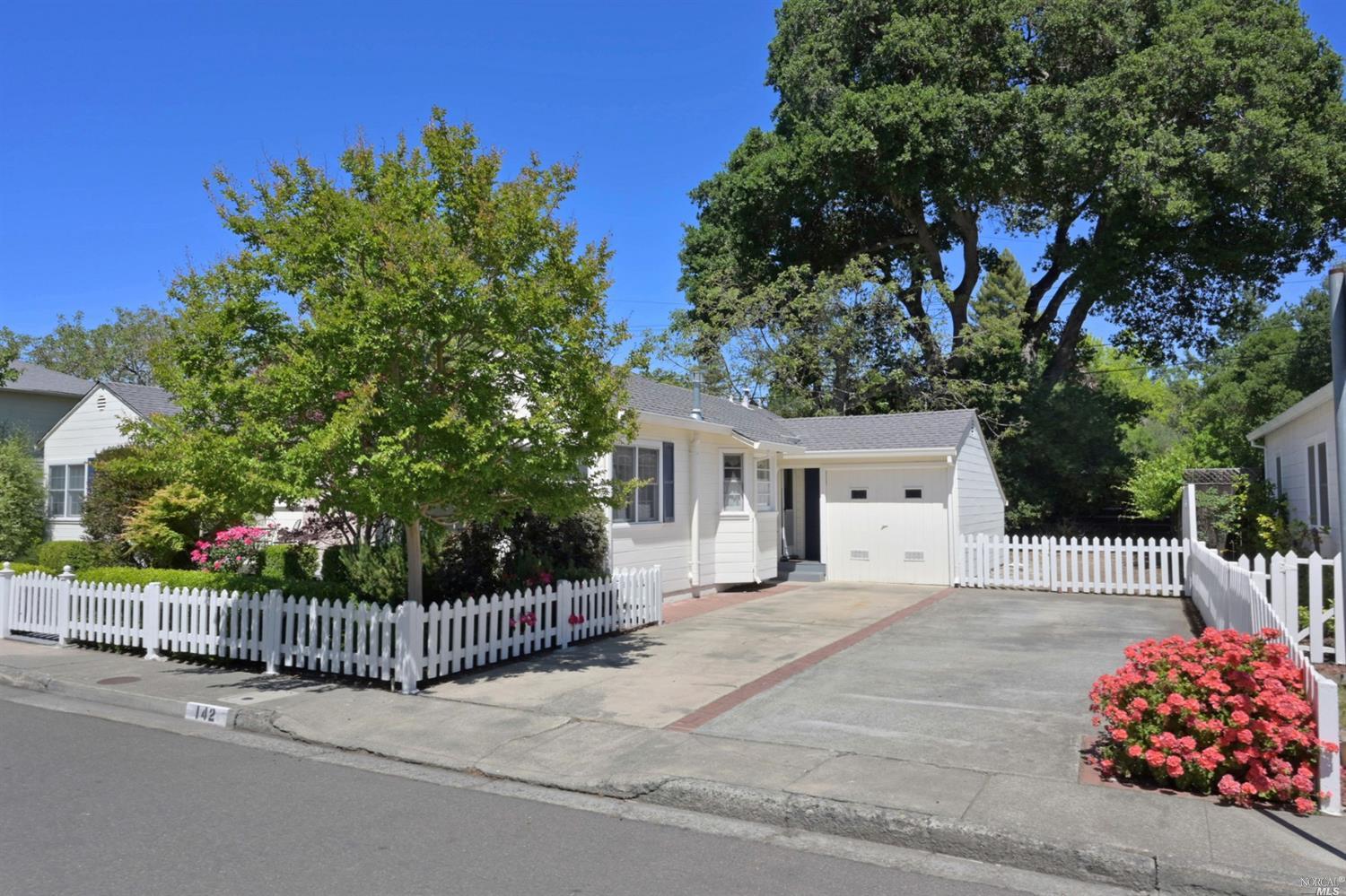 142 Walnut Court Santa Rosa, CA 95404 - Photo 1 of 1 Gallery Image 1