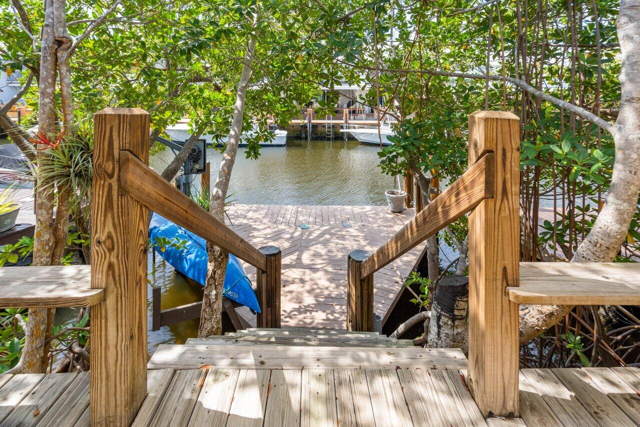 030-724MarinersWay-BoyntonBeach-FL-33435